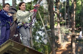 10 parcours aventure et plus de 150 jeux